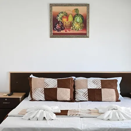 Hotel Oxinn Kryemedhej