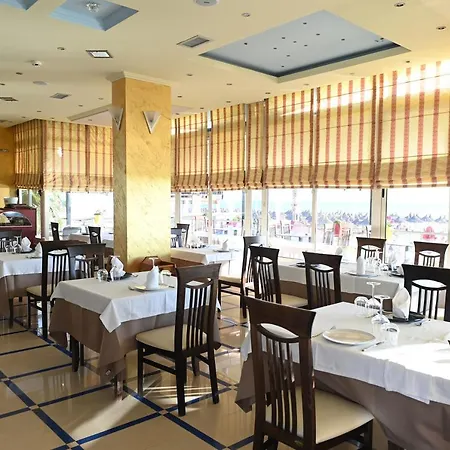 Hotel Oxinn 3*