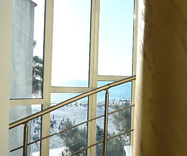 Hotel Oxinn Kryemëdhej