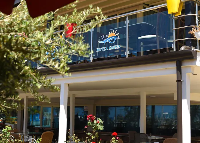Oxinn Hotel Kryemëdhej