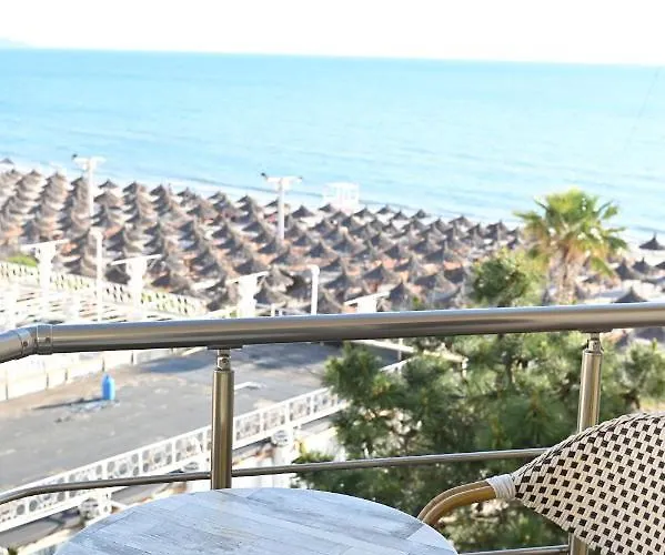 Oxinn Szálloda Kryemëdhej